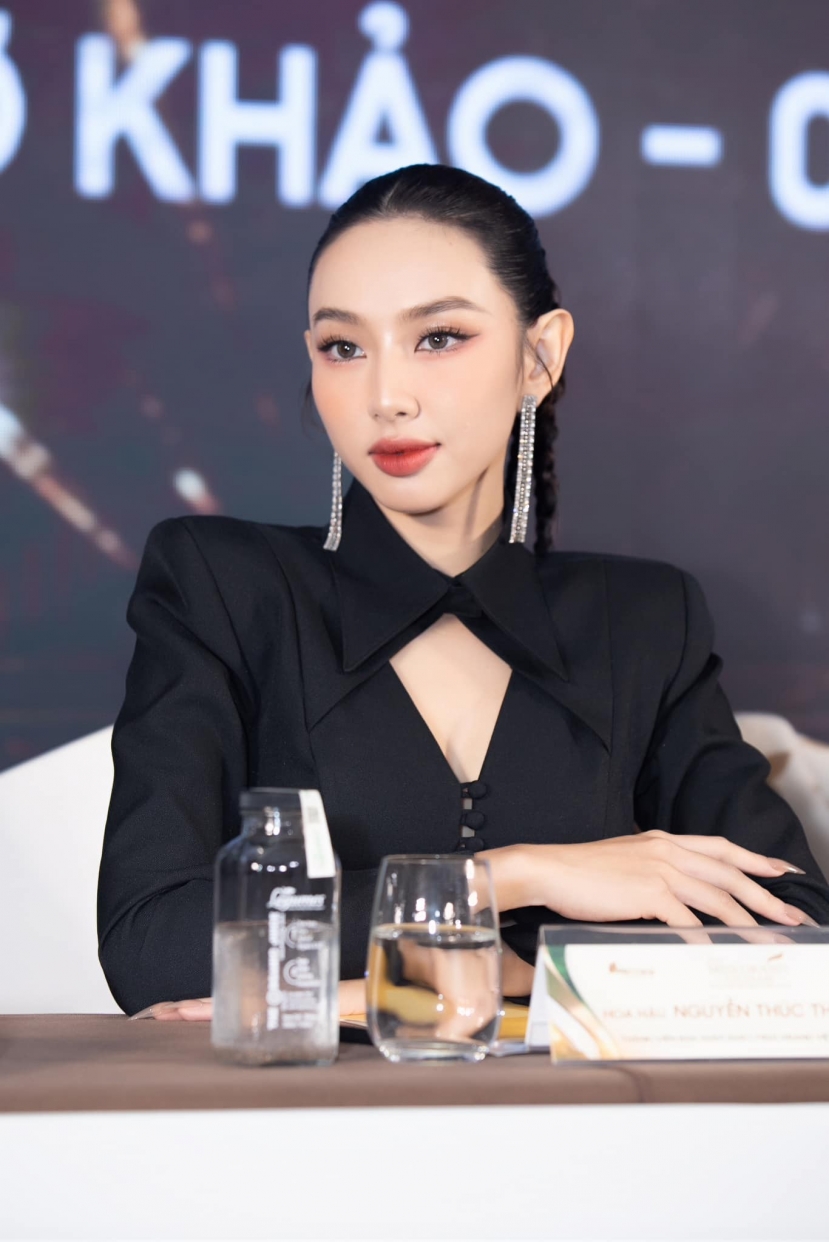 Đăng quang Miss Grand International 2021, Thùy Tiên trở thành nàng hậu được quan tâm hàng đầu Vbiz Đăng quang Miss Grand International 2021, Thùy Tiên trở thành nàng hậu được quan tâm hàng đầu Vbiz