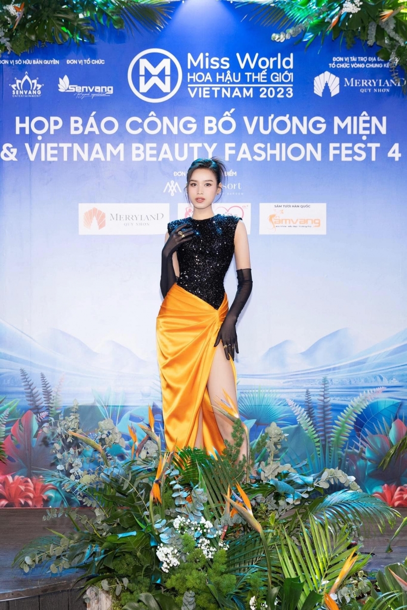 Đỗ Thị Hà tại họp báo công bố vương miện cuộc thi Miss World Vietnam 2023 Đỗ Thị Hà tại họp báo công bố vương miện cuộc thi Miss World Vietnam 2023