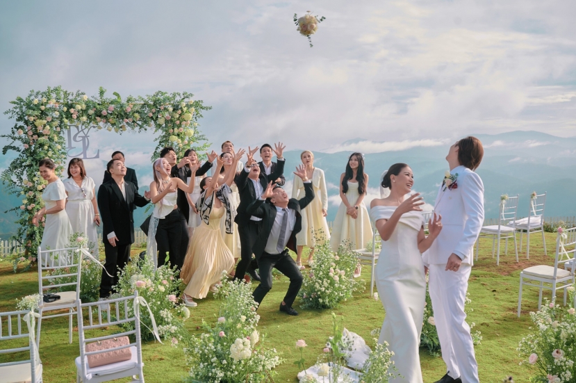 Đám cưới của Trang Trần và ông xã Việt kiều được tổ chức tại Đà Lạt Đám cưới của Trang Trần và ông xã Việt kiều được tổ chức tại Đà Lạt