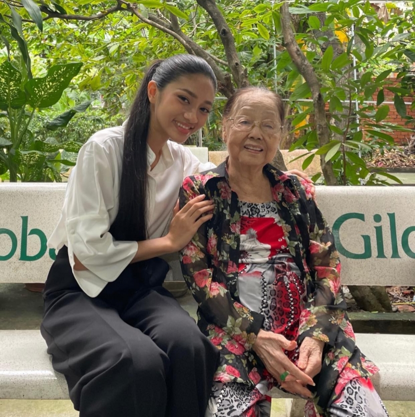 Ý Nhi vướng ồn ào, Á hậu Minh Kiên 'ghi điểm' nhờ 1 việc - Ảnh 2 Ý Nhi vướng ồn ào, Á hậu Minh Kiên 'ghi điểm' nhờ 1 việc - Ảnh 2