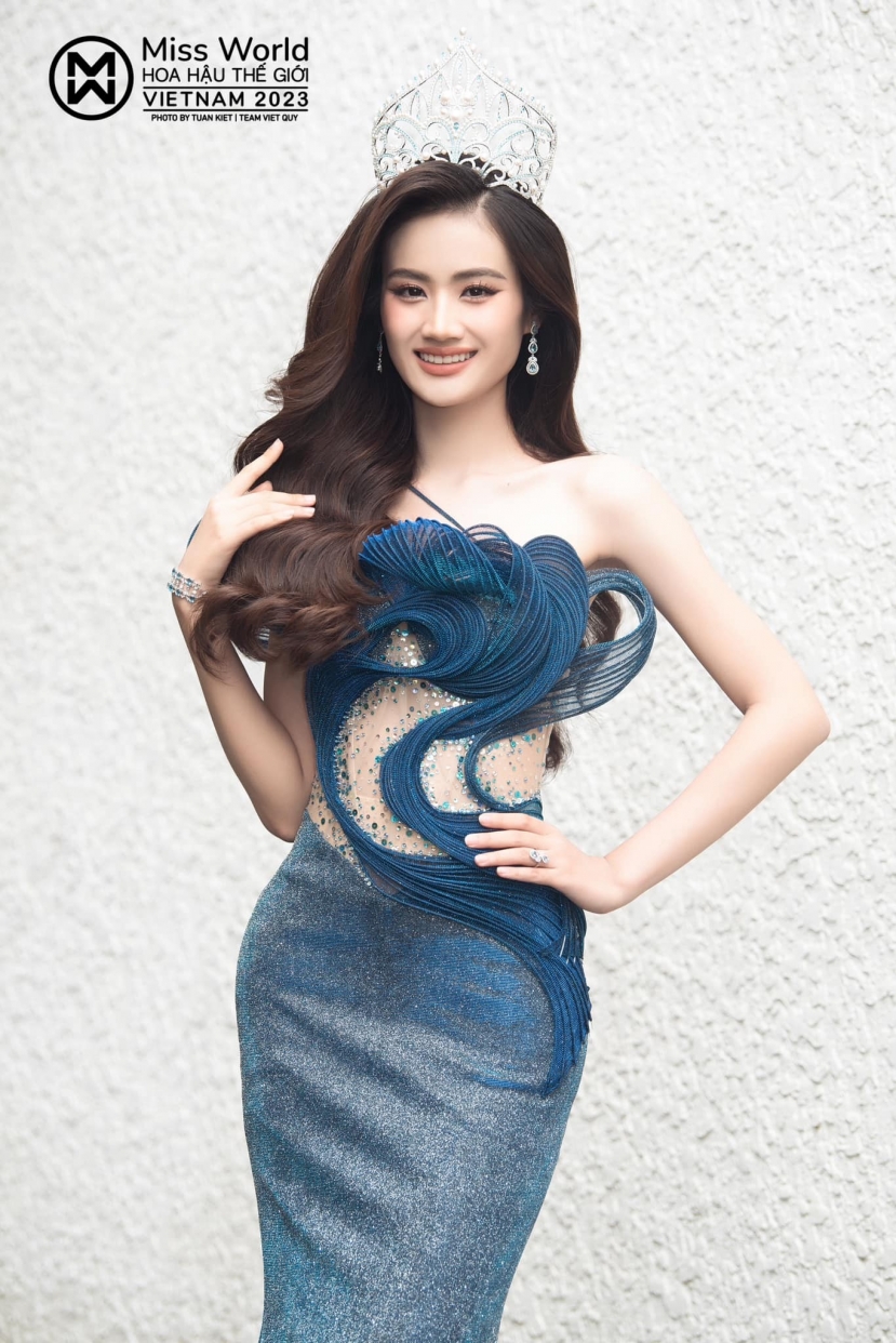 Bên cạnh chỉ trích, cũng có ý kiến mong muốn khán giả nên cởi mở với Ý Nhi. Ảnh: Miss World Vietnam Bên cạnh chỉ trích, cũng có ý kiến mong muốn khán giả nên cởi mở với Ý Nhi. Ảnh: Miss World Vietnam