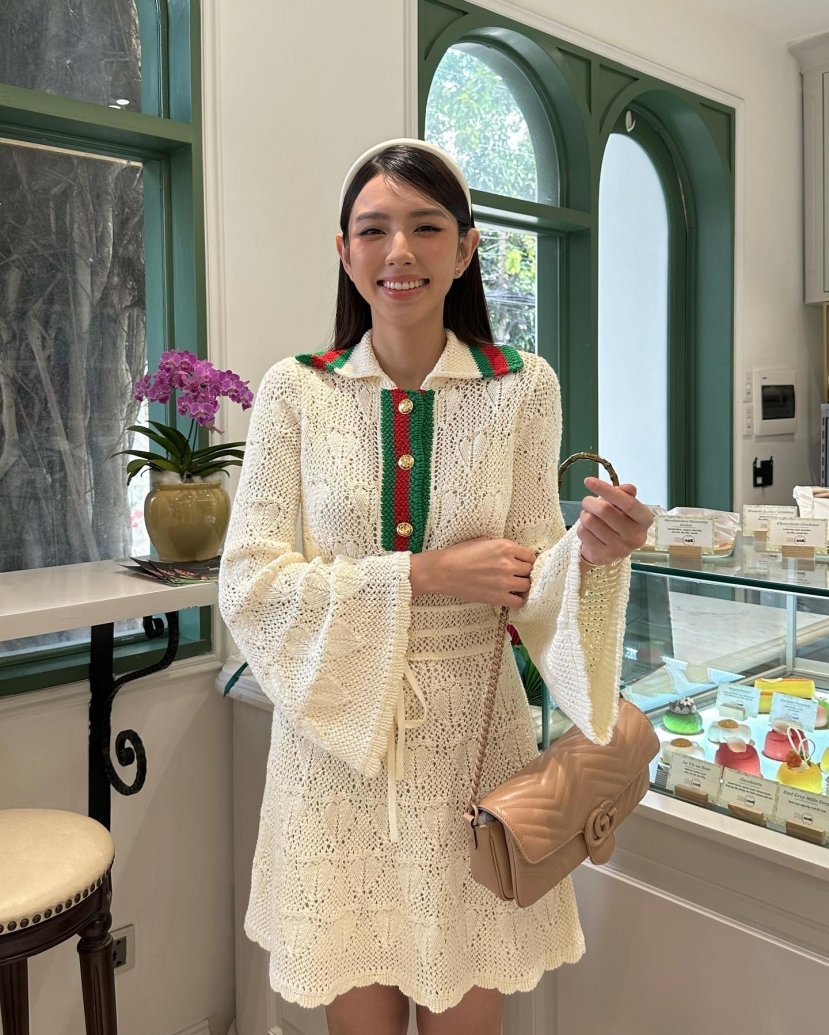 Thùy Tiên nhận được sự yêu mến, ngưỡng mộ của đông đảo người hâm mộ trong nước và quốc tế Thùy Tiên nhận được sự yêu mến, ngưỡng mộ của đông đảo người hâm mộ trong nước và quốc tế