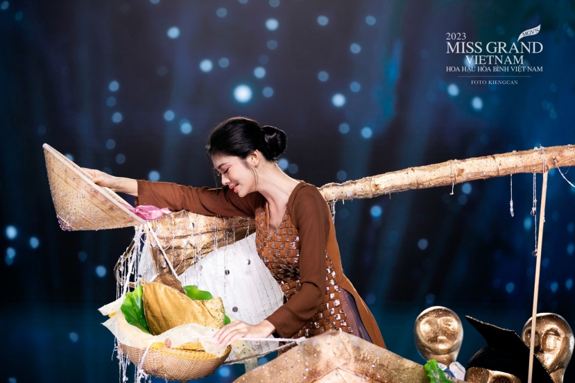 Cô bật khóc ngay trên sân khấu khiến nhiều khán giả vỡ òa Cô bật khóc ngay trên sân khấu khiến nhiều khán giả vỡ òa
