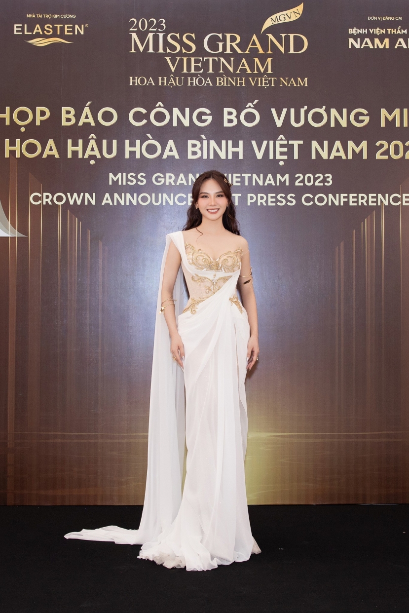 Hoa hậu Huỳnh Nguyễn Mai Phương được fan sắc đẹp khen ngợi bởi tạo hình kinh diễm tựa nữ hoàng Hoa hậu Huỳnh Nguyễn Mai Phương được fan sắc đẹp khen ngợi bởi tạo hình kinh diễm tựa nữ hoàng
