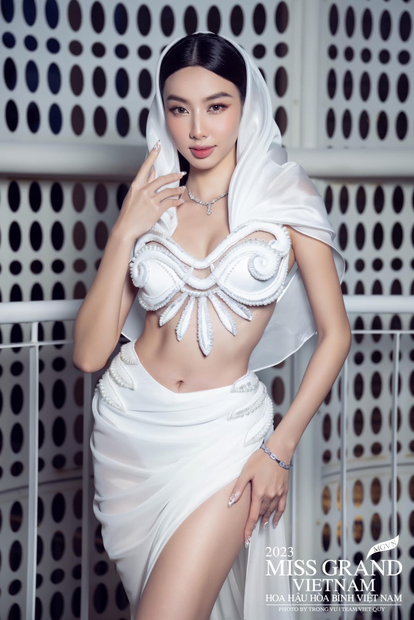 Thùy Tiên được cộng đồng fan sắc đẹp ca ngợi là 'nữ hoàng thảm đỏ' của Vbiz, hễ xuất hiện lại gây sốt Thùy Tiên được cộng đồng fan sắc đẹp ca ngợi là 'nữ hoàng thảm đỏ' của Vbiz, hễ xuất hiện lại gây sốt