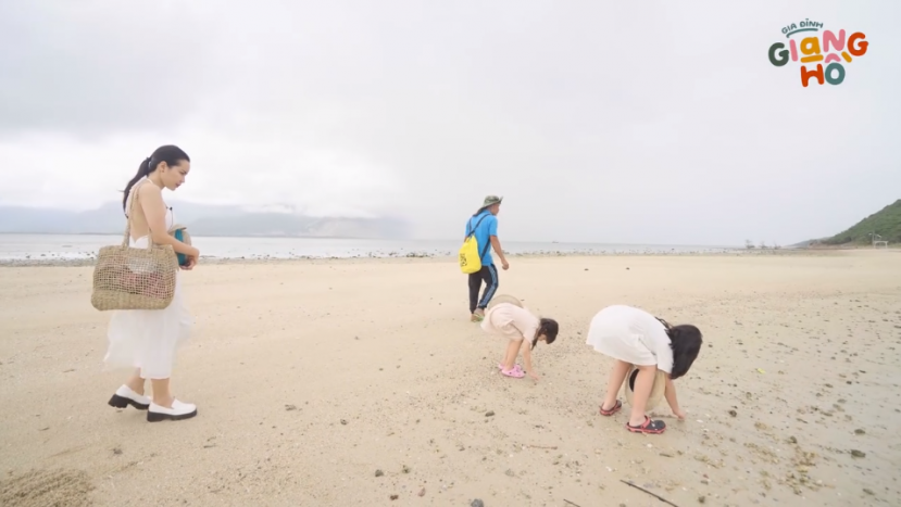 Lưu Hương Giang chia sẻ đoạn video trong chuyến du lịch cùng gia đình tại Nha Trang Lưu Hương Giang chia sẻ đoạn video trong chuyến du lịch cùng gia đình tại Nha Trang