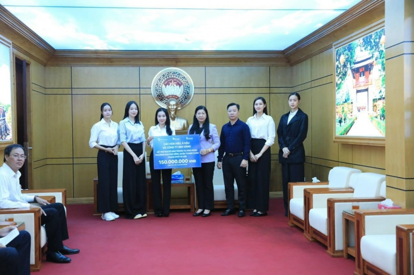 Hoa hậu Bảo Ngọc nhận em nuôi trong vụ cháy tại Hà Nội, xúc động trước lời nhắn nhủ - Ảnh 3 Hoa hậu Bảo Ngọc nhận em nuôi trong vụ cháy tại Hà Nội, xúc động trước lời nhắn nhủ - Ảnh 3