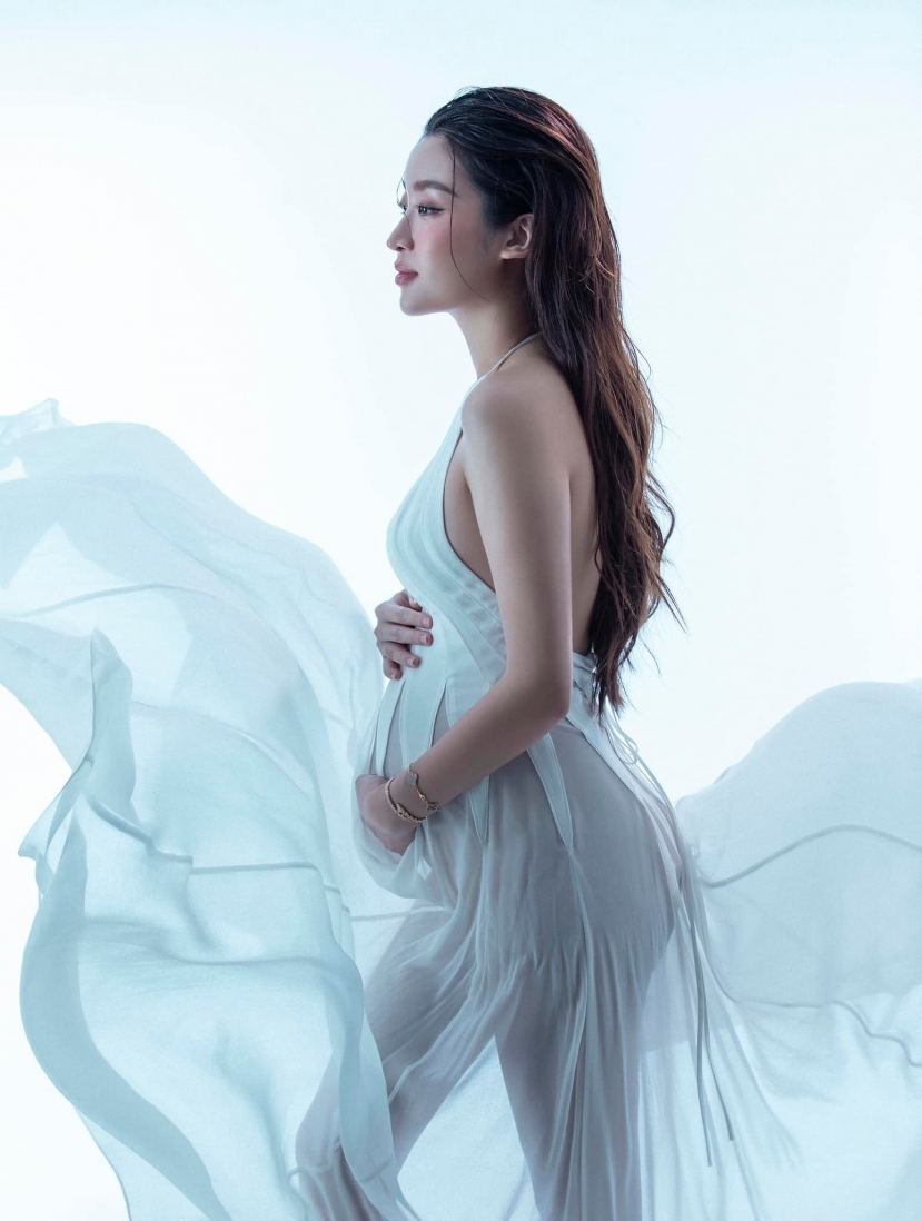 Nhan sắc chuẩn 'gái một con trông mòn con mắt' của Đỗ Mỹ Linh hậu lâm bồn - Ảnh 1 Nhan sắc chuẩn 'gái một con trông mòn con mắt' của Đỗ Mỹ Linh hậu lâm bồn - Ảnh 1