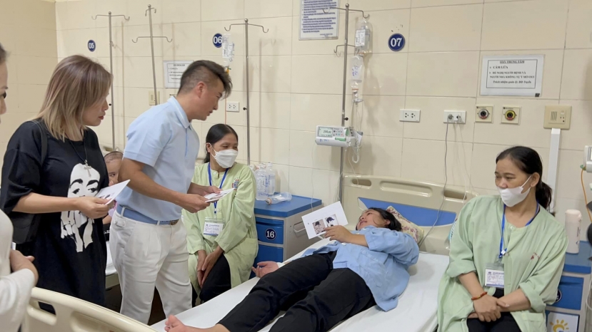 Việc làm của Đàm Vĩnh Hưng nhận về nhiều khen ngợi Việc làm của Đàm Vĩnh Hưng nhận về nhiều khen ngợi