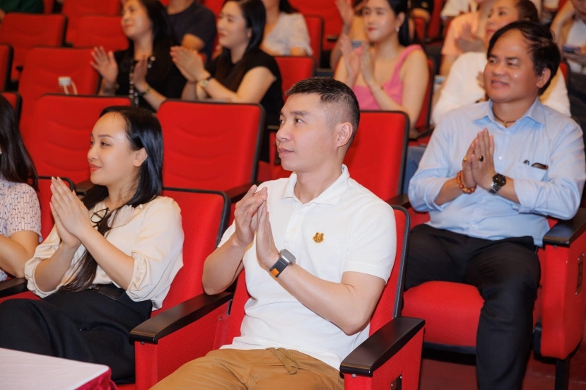 Sau biến cố sức khỏe, Công Lý hiện tại dần hồi phục Sau biến cố sức khỏe, Công Lý hiện tại dần hồi phục
