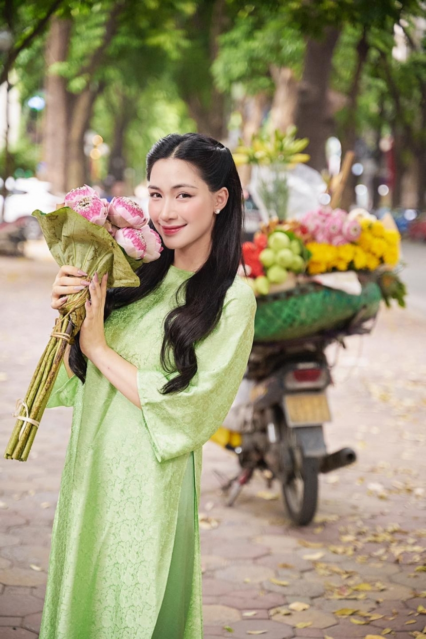 Sau khi chia tay thiếu gia Minh Hải, Hoà Minzy nhận trách nhiệm chăm sóc và nuôi dưỡng bé Bo Sau khi chia tay thiếu gia Minh Hải, Hoà Minzy nhận trách nhiệm chăm sóc và nuôi dưỡng bé Bo