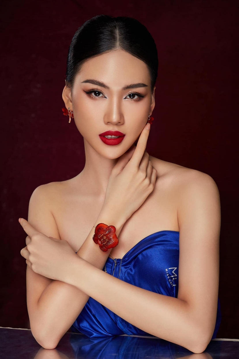 Bùi Quỳnh Hoa Bùi Quỳnh Hoa