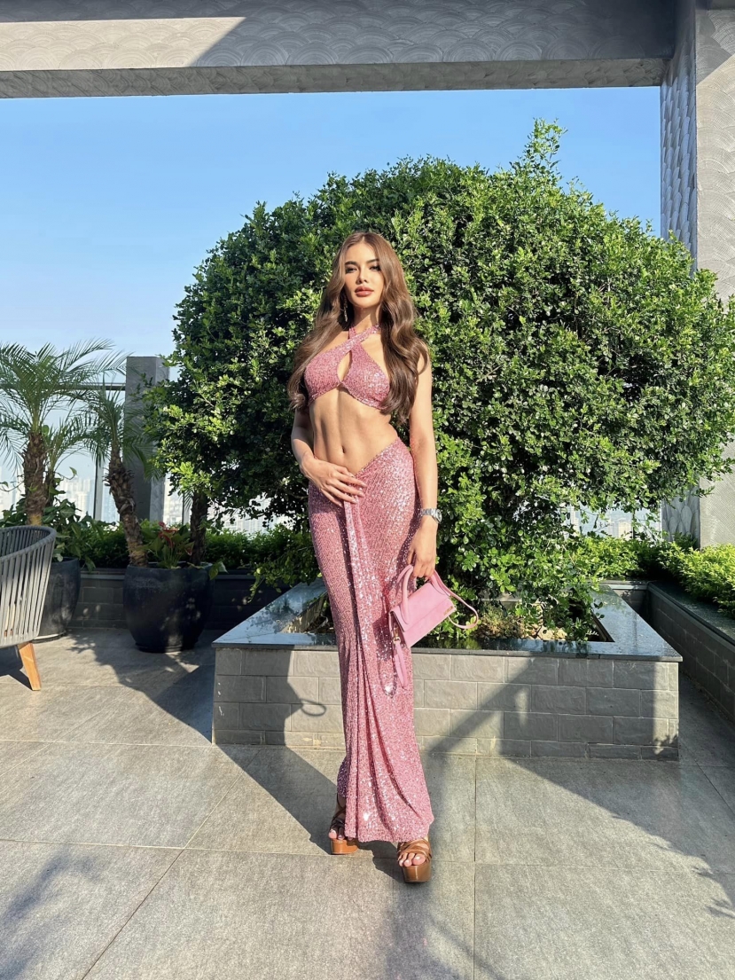 Thí sinh Miss Grand International 2023 gây 'nhức mắt' khi diện váy xuyên thấu - Ảnh 3 Thí sinh Miss Grand International 2023 gây 'nhức mắt' khi diện váy xuyên thấu - Ảnh 3