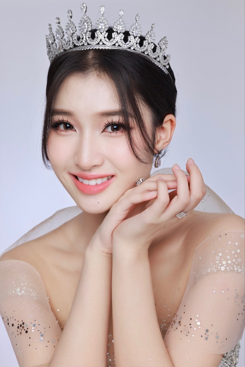 Á hậu Phương Nhi sở hữu vẻ đẹp ngọt ngào, được nhận định đúng với tiêu chí tìm kiếm hoa hậu của Miss International Á hậu Phương Nhi sở hữu vẻ đẹp ngọt ngào, được nhận định đúng với tiêu chí tìm kiếm hoa hậu của Miss International