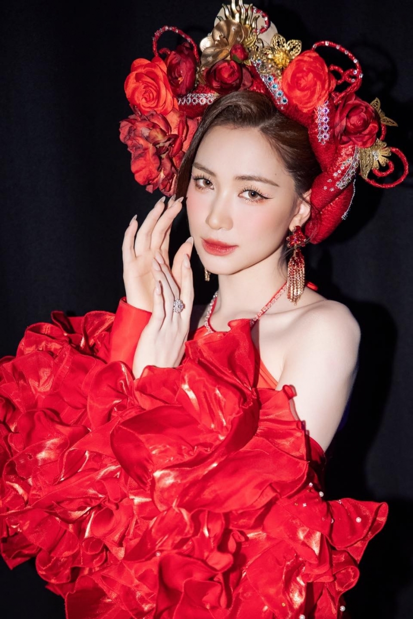 Hòa Minzy gọi thẳng tên Minh Hải, 1 chi tiết lộ rõ mối quan hệ với bạn trai cũ sau chia tay - Ảnh 1 Hòa Minzy gọi thẳng tên Minh Hải, 1 chi tiết lộ rõ mối quan hệ với bạn trai cũ sau chia tay - Ảnh 1