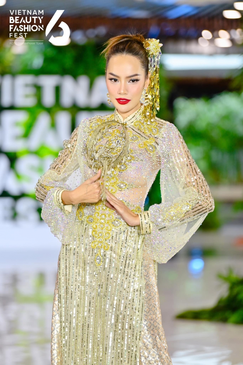 Đại diện Việt Nam tại Miss Grand International 2023 - Lê Hoàng Phương Đại diện Việt Nam tại Miss Grand International 2023 - Lê Hoàng Phương