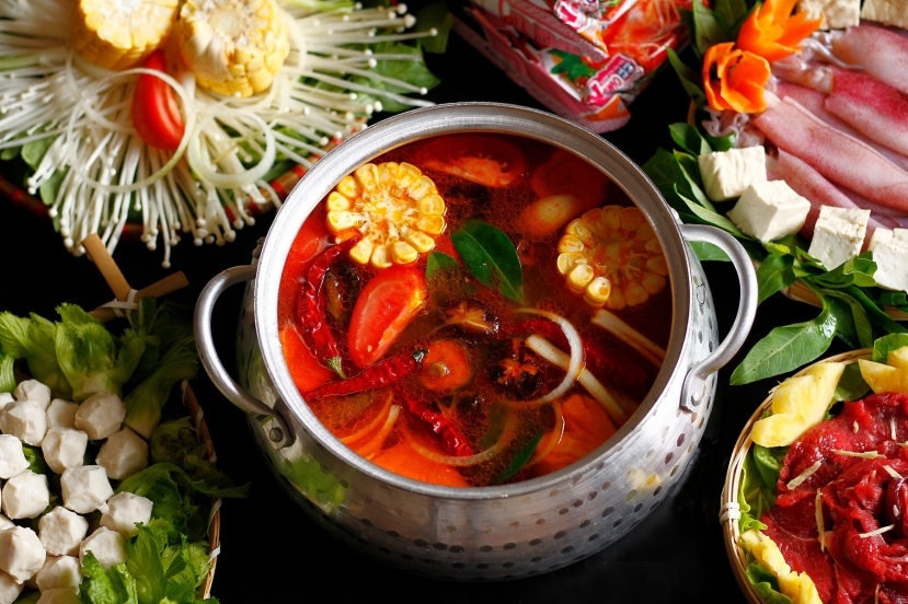 Lẩu là món ăn phổ biến vì dễ dàng chế biến, hợp khẩu vị nhiều người Lẩu là món ăn phổ biến vì dễ dàng chế biến, hợp khẩu vị nhiều người