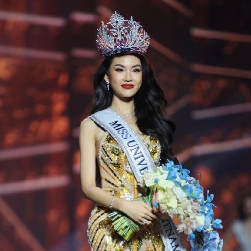 Sau khi đăng quang Miss Universe Vietnam 2023, Bùi Quỳnh Hoa gây ra nhiều tranh cãi Sau khi đăng quang Miss Universe Vietnam 2023, Bùi Quỳnh Hoa gây ra nhiều tranh cãi