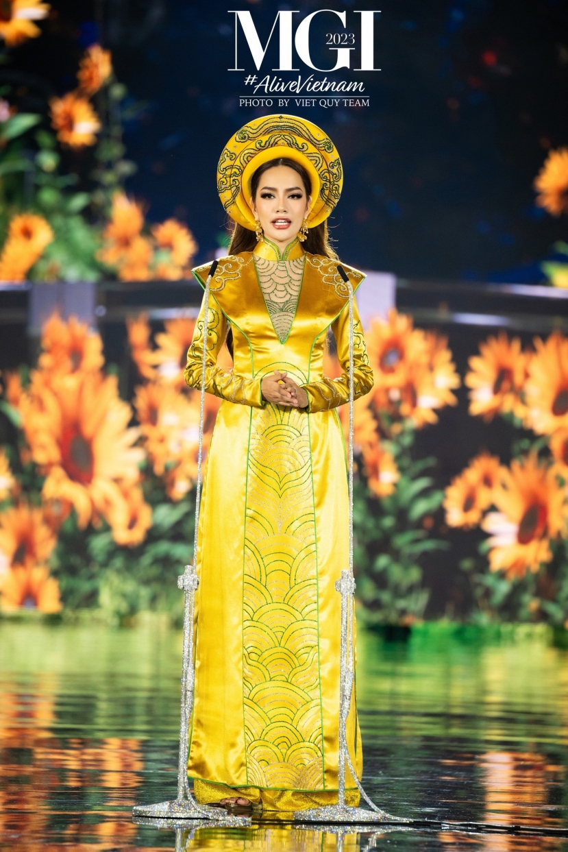 Lê Hoàng Phương tự tin nói về chủ đề 'kết thúc chiến trang và bạo lực' Lê Hoàng Phương tự tin nói về chủ đề 'kết thúc chiến trang và bạo lực'