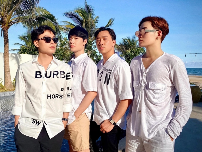 'Cờ Cá Ngựa' là hội bạn thân quy tụ 4 gương mặt đình đám của Vbiz 'Cờ Cá Ngựa' là hội bạn thân quy tụ 4 gương mặt đình đám của Vbiz
