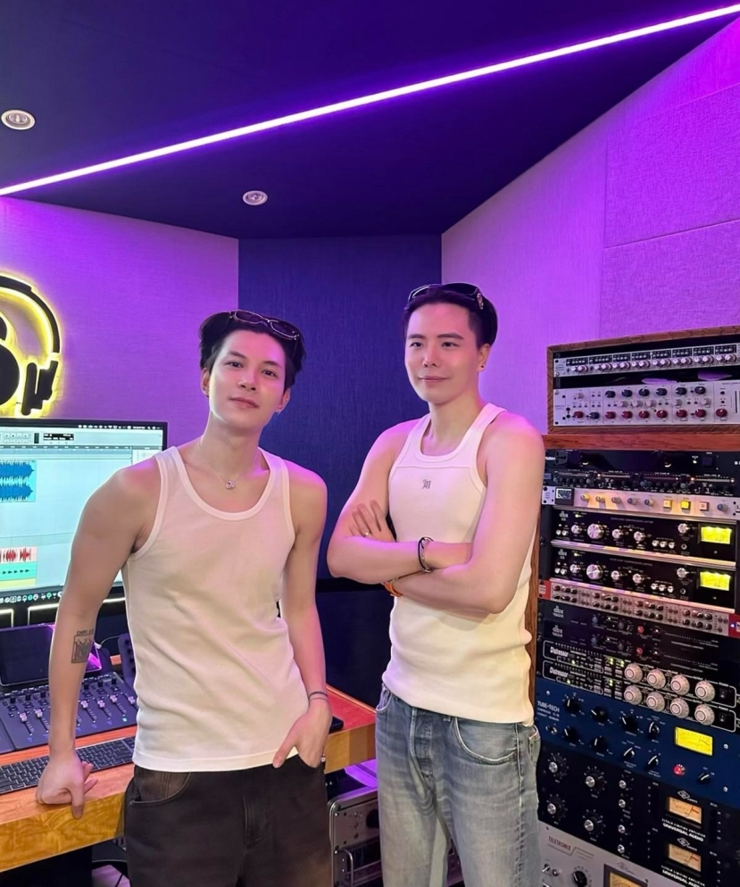 Anh Tú - Trịnh Thăng Bình khoe visual tựa nam thần Anh Tú - Trịnh Thăng Bình khoe visual tựa nam thần