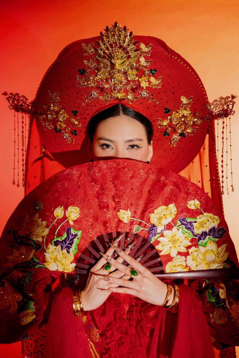 Bùi Quỳnh Hoa ẵm 'điểm 10' tại Miss Universe 2023 vì 1 hành động, fan sắc đẹp quốc tế cảm kích - Ảnh 2 Bùi Quỳnh Hoa ẵm 'điểm 10' tại Miss Universe 2023 vì 1 hành động, fan sắc đẹp quốc tế cảm kích - Ảnh 2