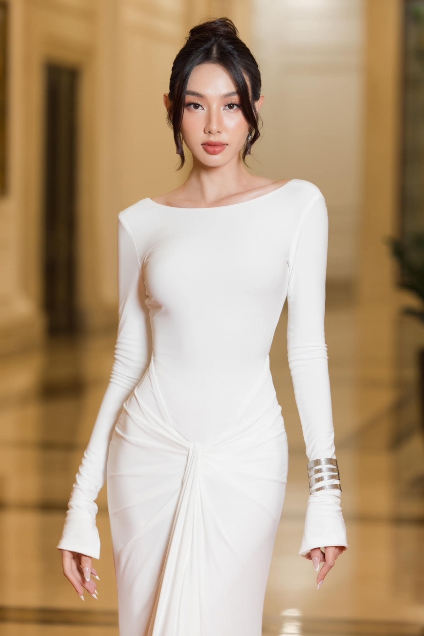 Thùy Tiên lần đầu lộ diện hậu làm rõ loạt thị phi, thần sắc thế nào? - Ảnh 3 Thùy Tiên lần đầu lộ diện hậu làm rõ loạt thị phi, thần sắc thế nào? - Ảnh 3