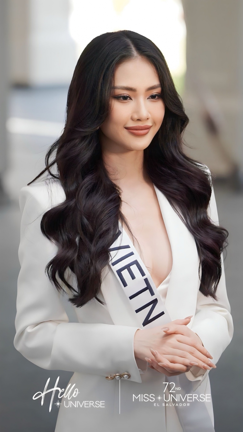 Để có được phần thể hiện mãn nhãn tại sân khấu Miss Universe 2023, Bùi Quỳnh Hoa đã đối mặt với không ít thử thách Để có được phần thể hiện mãn nhãn tại sân khấu Miss Universe 2023, Bùi Quỳnh Hoa đã đối mặt với không ít thử thách