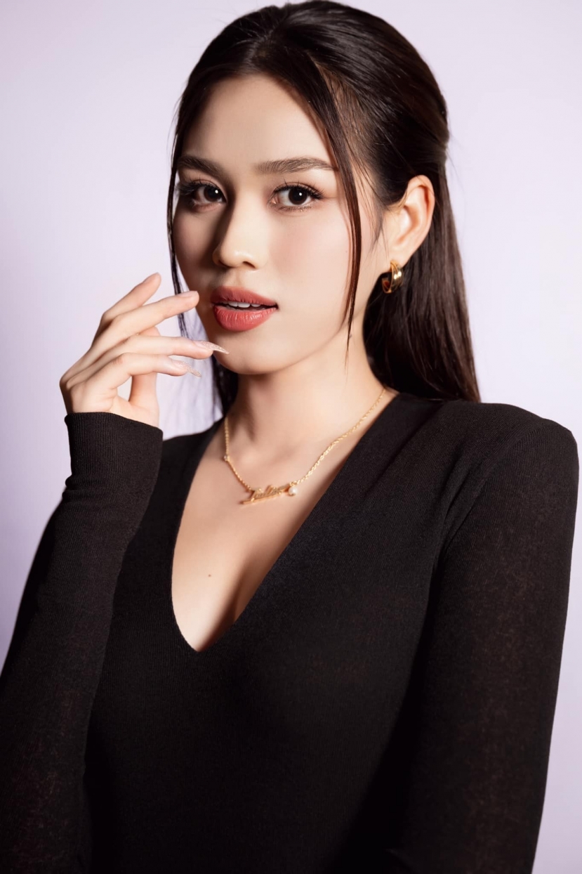 Đỗ Thị Hà đã trưởng thành hơn về cả nhan sắc và thần thái lẫn sự nghiệp Đỗ Thị Hà đã trưởng thành hơn về cả nhan sắc và thần thái lẫn sự nghiệp