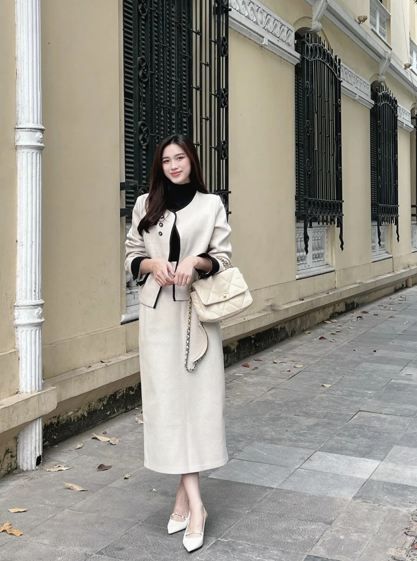 Đỗ Thị Hà khoe dáng nuột nà ở nước ngoài, đẹp bất chấp tăng cân - Ảnh 4 Đỗ Thị Hà khoe dáng nuột nà ở nước ngoài, đẹp bất chấp tăng cân - Ảnh 4