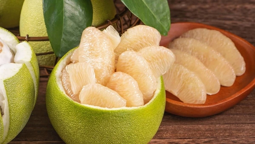 Bưởi là loại trái cây được nhiều người ưa chuộng Bưởi là loại trái cây được nhiều người ưa chuộng