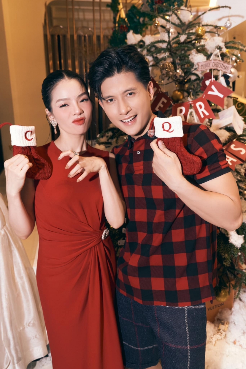 Lệ Quyên và Lâm Bảo Châu là cặp tình nhân đẹp nhất nhì Vbiz Lệ Quyên và Lâm Bảo Châu là cặp tình nhân đẹp nhất nhì Vbiz