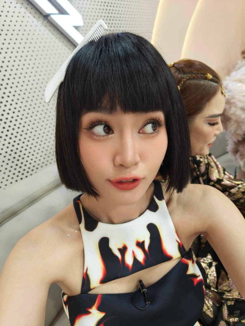 Ninh Dương Lan Ngọc gây sốt mạng xã hội khi hé lộ tạo hình trong Công diễn 4 show truyền hình đình đám Chị Đẹp Đạp Gió Rẽ Sóng Ninh Dương Lan Ngọc gây sốt mạng xã hội khi hé lộ tạo hình trong Công diễn 4 show truyền hình đình đám Chị Đẹp Đạp Gió Rẽ Sóng
