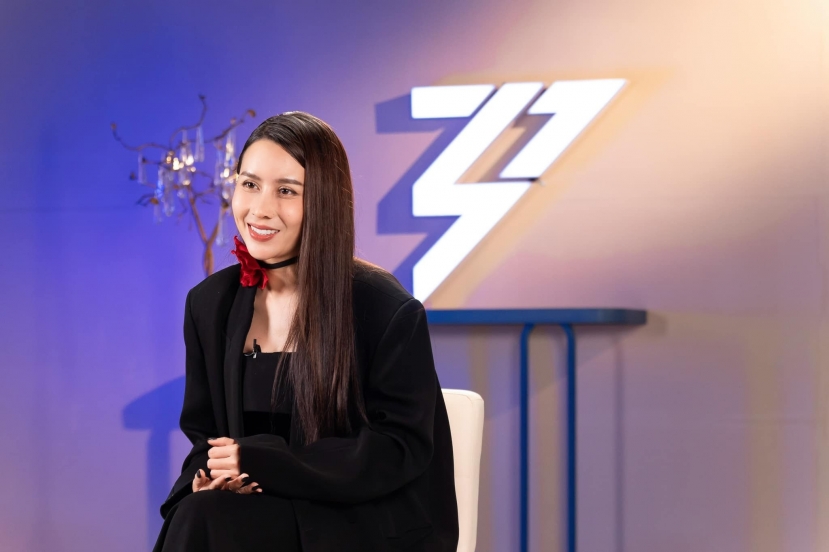 Lưu Hương Giang sau Chị Đẹp Đạp Gió Rẽ Sóng: Trở lại showbiz với 1 phiên bản hoàn toàn khác - Ảnh 3 Lưu Hương Giang sau Chị Đẹp Đạp Gió Rẽ Sóng: Trở lại showbiz với 1 phiên bản hoàn toàn khác - Ảnh 3