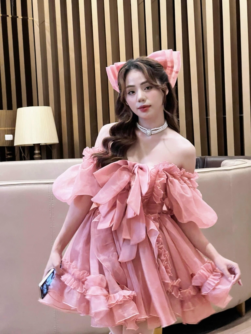 Hương Ly phản hồi khi bị thua, MLee nói lời đặc biệt đến Mỹ Linh và đàn em sau màn đối đầu ‘cực căng’ - Ảnh 1 Hương Ly phản hồi khi bị thua, MLee nói lời đặc biệt đến Mỹ Linh và đàn em sau màn đối đầu ‘cực căng’ - Ảnh 1