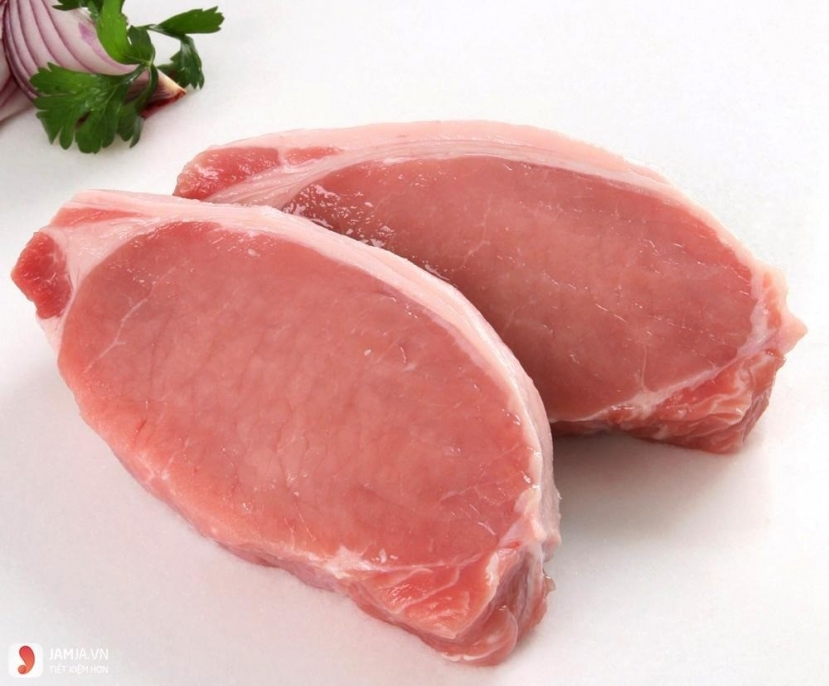 Thịt lợn thăn là một nguồn protein phong phú, giúp duy trì cơ bắp trong quá trình giảm cân Thịt lợn thăn là một nguồn protein phong phú, giúp duy trì cơ bắp trong quá trình giảm cân
