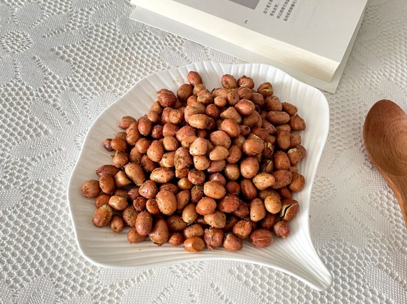 Món lạc cháy tỏi không chỉ ngon mà còn tốt cho sức khỏe. Món lạc cháy tỏi không chỉ ngon mà còn tốt cho sức khỏe.