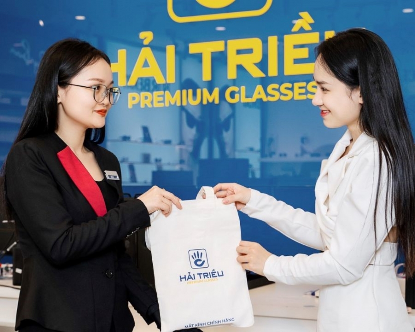 Mua mắt kính cao cấp với “Quyền Được An Tâm” tại Kính Hải Triều - Ảnh 1 Mua mắt kính cao cấp với “Quyền Được An Tâm” tại Kính Hải Triều - Ảnh 1