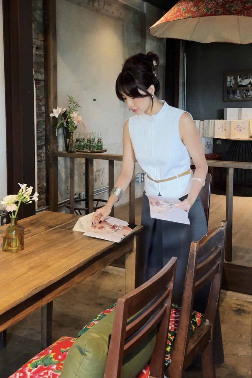 Tận tâm như Diệp Lê, bay sang tận Hàn để tổ chức “Thank You Day” cùng các nhãn hàng quốc tế - Ảnh 3 Tận tâm như Diệp Lê, bay sang tận Hàn để tổ chức “Thank You Day” cùng các nhãn hàng quốc tế - Ảnh 3