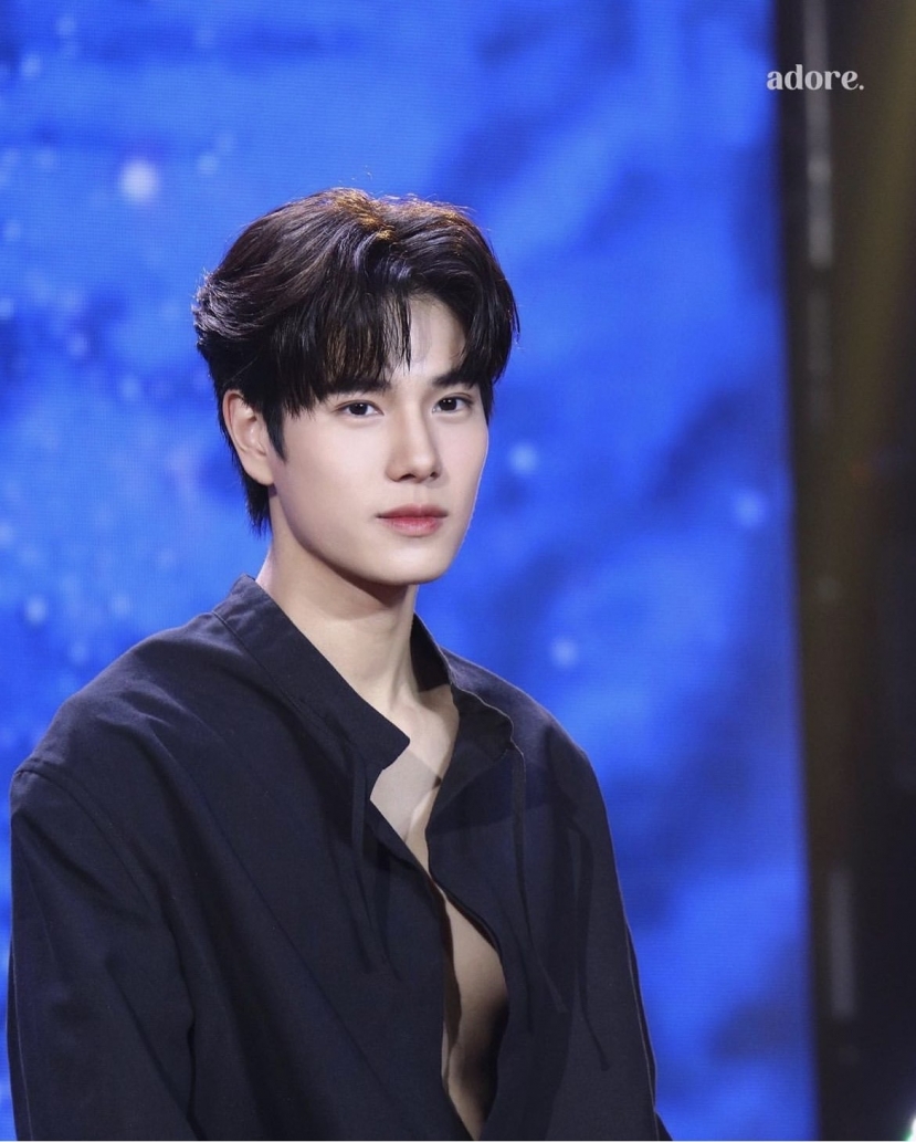 Những ngôi sao Thái Lan 100% nhưng 'gãy' tiếng Thái - Ảnh 3 Những ngôi sao Thái Lan 100% nhưng 'gãy' tiếng Thái - Ảnh 3