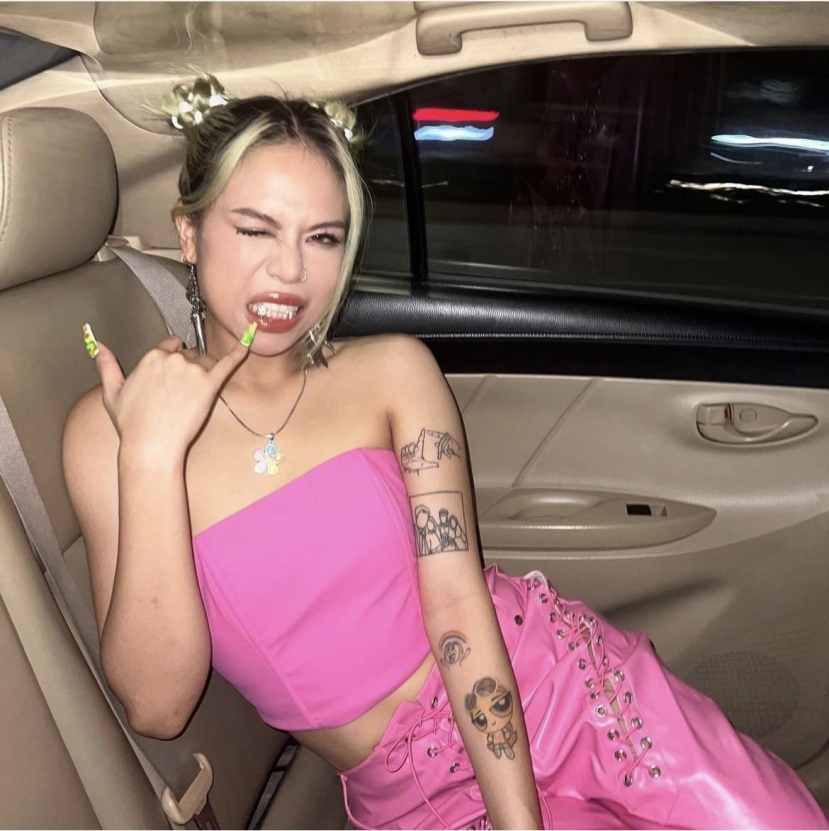 tlinh là một trong những nữ rapper nổi tiếng nhất tại Việt Nam thời điểm hiện tại tlinh là một trong những nữ rapper nổi tiếng nhất tại Việt Nam thời điểm hiện tại