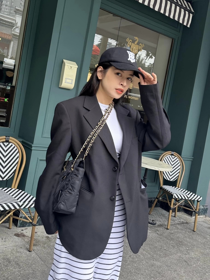 Gu thời trang cực đỉnh của Chi Pu: Ai cũng phải trầm trồ, đánh bại cả dàn tỷ tỷ Trung Quốc - Ảnh 3 Gu thời trang cực đỉnh của Chi Pu: Ai cũng phải trầm trồ, đánh bại cả dàn tỷ tỷ Trung Quốc - Ảnh 3