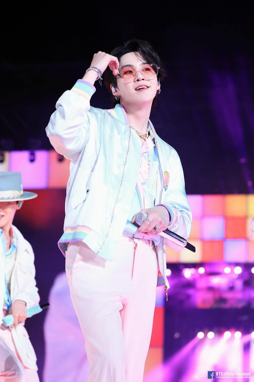 Sau BlackPink, Suga sẽ là cái tên tiếp theo tổ chức concert tại Việt Nam? Sau BlackPink, Suga sẽ là cái tên tiếp theo tổ chức concert tại Việt Nam?