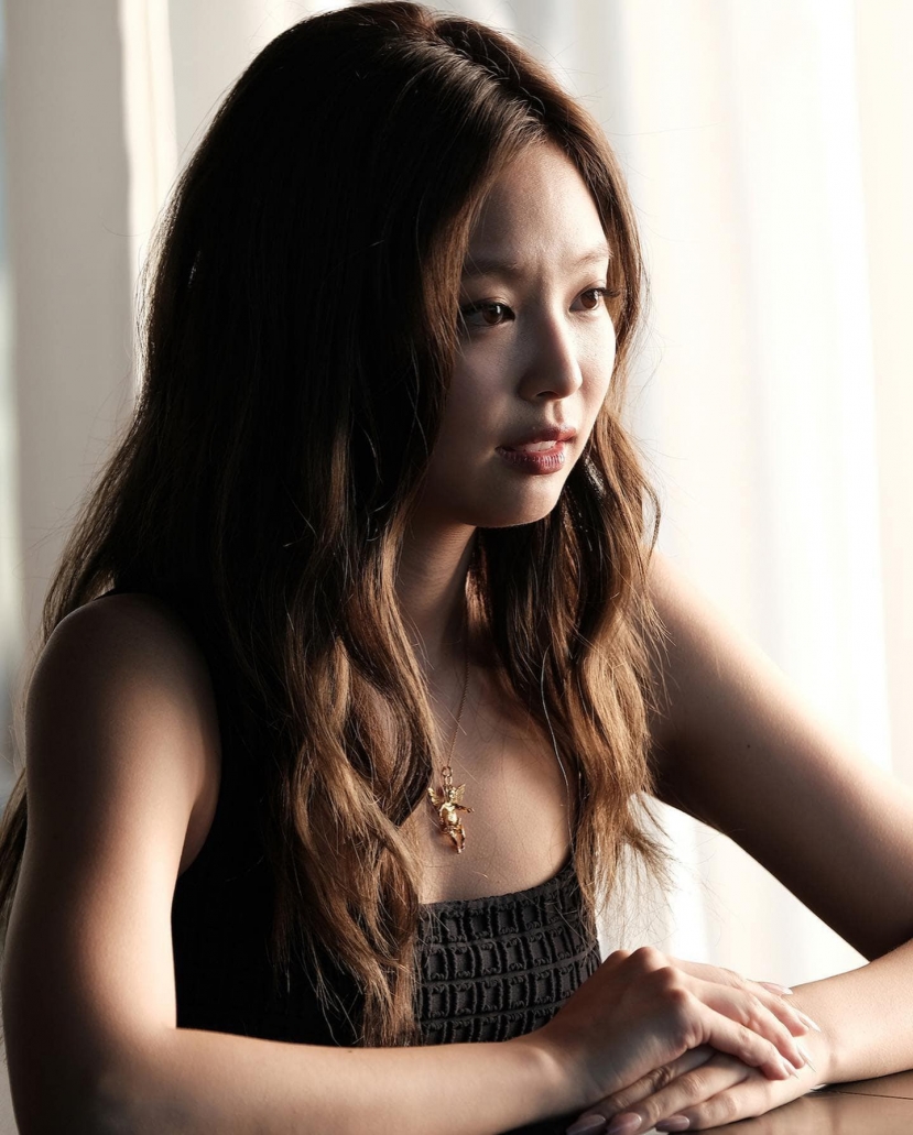Jennie cho biết việc trở thành idol đã hạn chế cô thể hiện bản thân Jennie cho biết việc trở thành idol đã hạn chế cô thể hiện bản thân