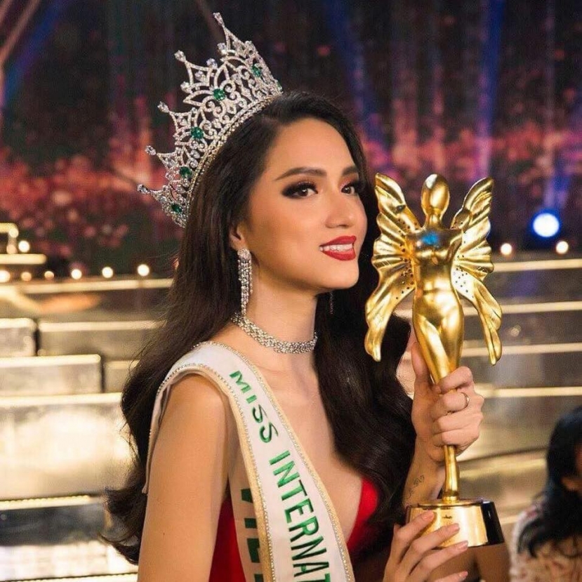 Hương Giang cho rằng ai cũng mắc sai lầm và xứng đáng có cơ hội để làm lại. Ảnh: FBNV Hương Giang cho rằng ai cũng mắc sai lầm và xứng đáng có cơ hội để làm lại. Ảnh: FBNV