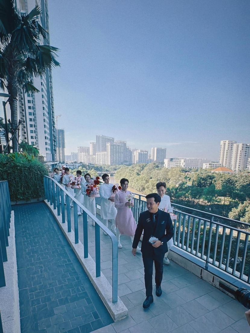 Đám hỏi Puka - Gin Tuấn Kiệt: Dàn bê tráp 'ngã ngửa' khi thấy con số trong lì xì - Ảnh 4 Đám hỏi Puka - Gin Tuấn Kiệt: Dàn bê tráp 'ngã ngửa' khi thấy con số trong lì xì - Ảnh 4