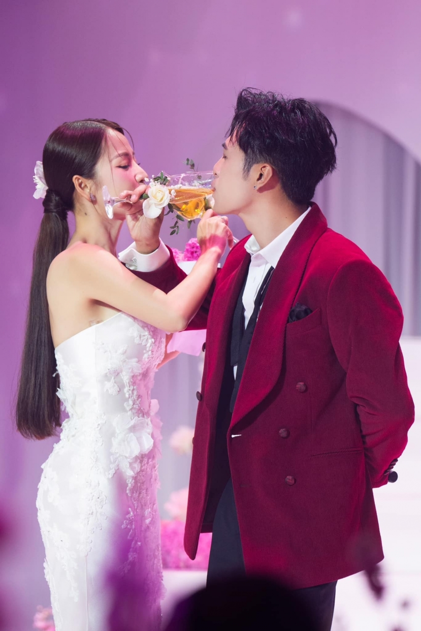 Hôn lễ của Puka - Gin Tuấn Kiệt là sự kiện hot nhất Vbiz những ngày qua Hôn lễ của Puka - Gin Tuấn Kiệt là sự kiện hot nhất Vbiz những ngày qua