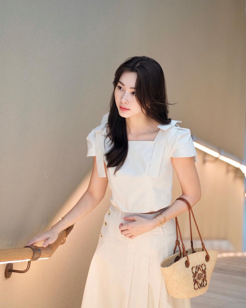 Đặng Thu Thảo khoe góc nghiêng thần thánh, fan tiếc nuối điều này sau 10 năm đăng quang - Ảnh 1 Đặng Thu Thảo khoe góc nghiêng thần thánh, fan tiếc nuối điều này sau 10 năm đăng quang - Ảnh 1