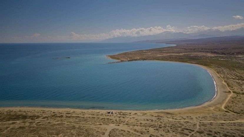 Hồ Issyk-kul Kyrgyzstan. (Ảnh: internet) Hồ Issyk-kul Kyrgyzstan. (Ảnh: internet)